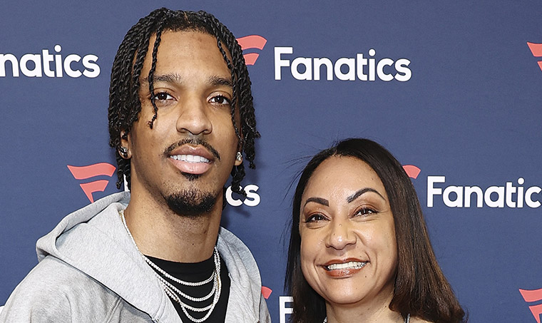 Commanders QB Jayden Daniels autographs baby after taking mom, Regina, on shopping spree