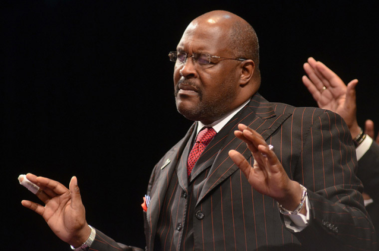 Pastor Marvin Winans Dragged for Publicly Chastising Woman’s $1,235 Donation