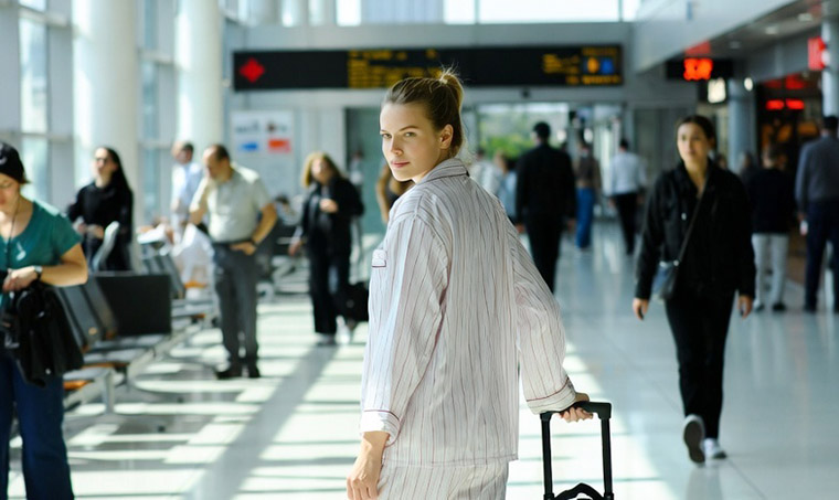 Transportation Secretary Asks Thanksgiving Travelers Not to Wear Pajamas and Slippers On Planes