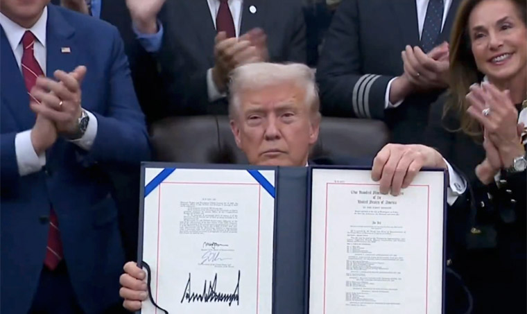 Government’s longest shutdown ends at 43 days, Trump signs spending bill