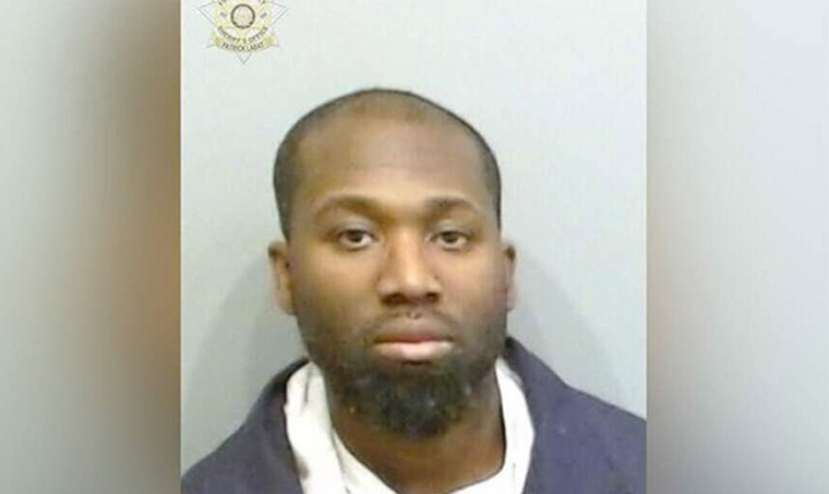 Community calls for police to release IHOP chef who shot teenage porch pirates: “RELEASE THIS MAN NOW”