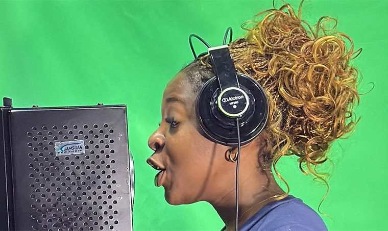 Nigerian singer Ifunanya Nwangene dies after being bitten by a snake