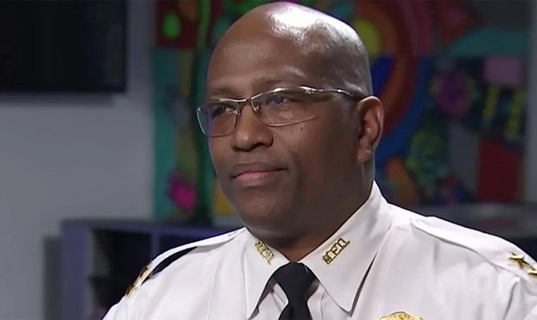 DC Assistant Police Chief texted his wife: “This Big Titt*e b***h can’t read”